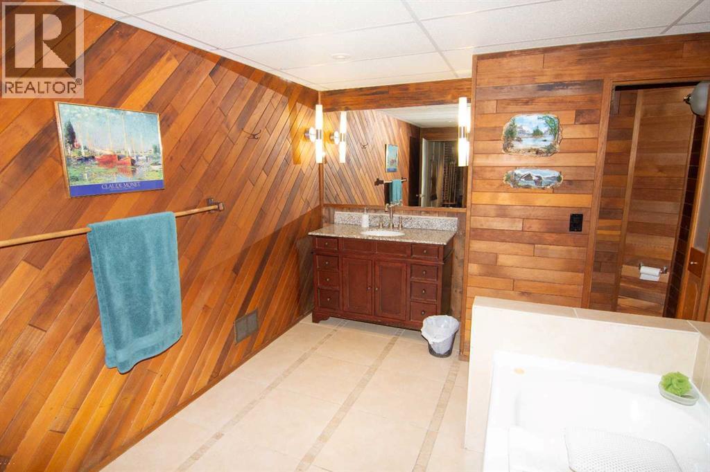 Single Family House Bungalow for Sale in  Lake Wood Place SE Lake Bonavista Calgary 