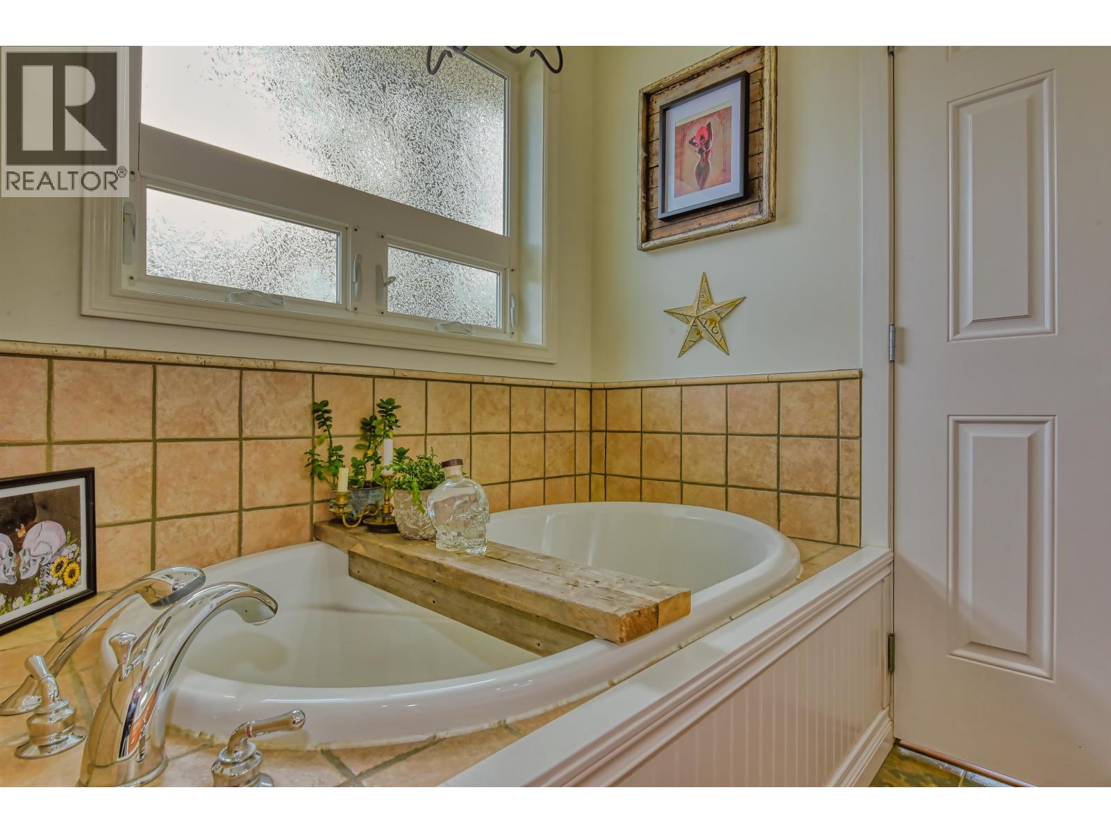 2031 MCPHERSON WYND, Williams Lake