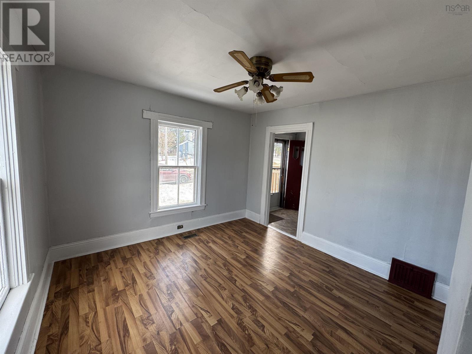 Property 5 of 21 of 180 Rutherford Street