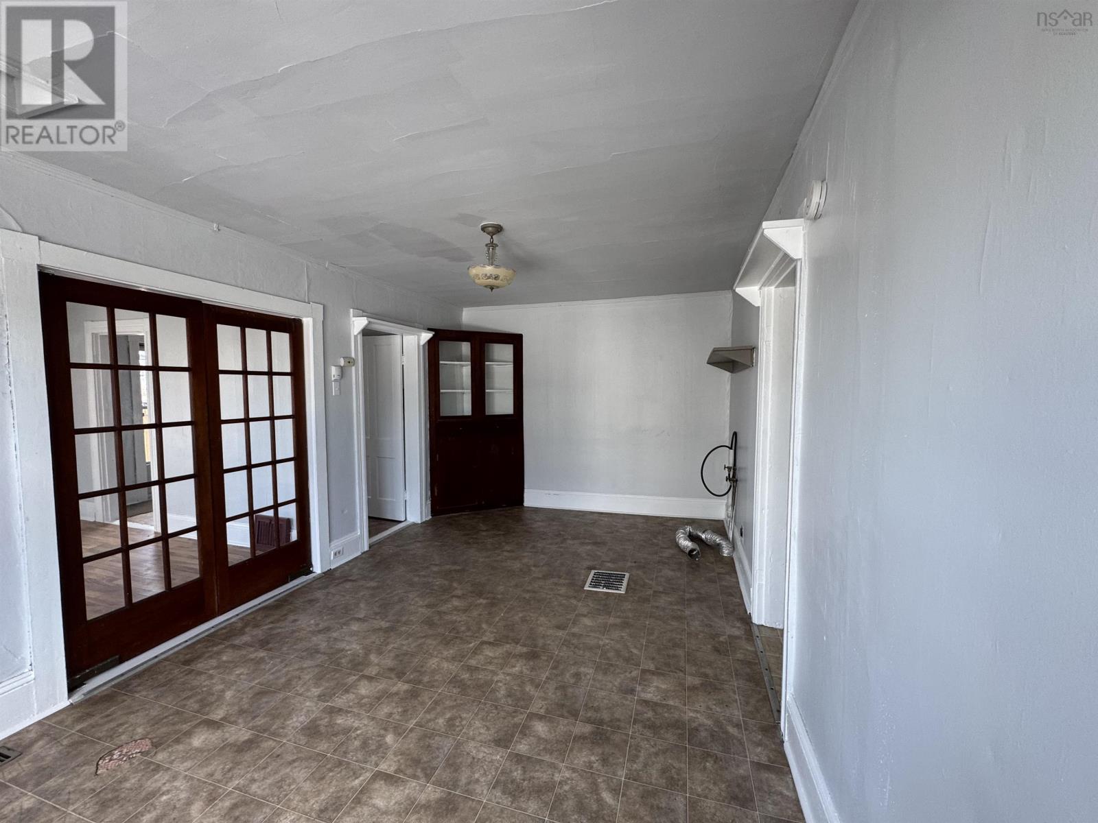 Property 6 of 21 of 180 Rutherford Street