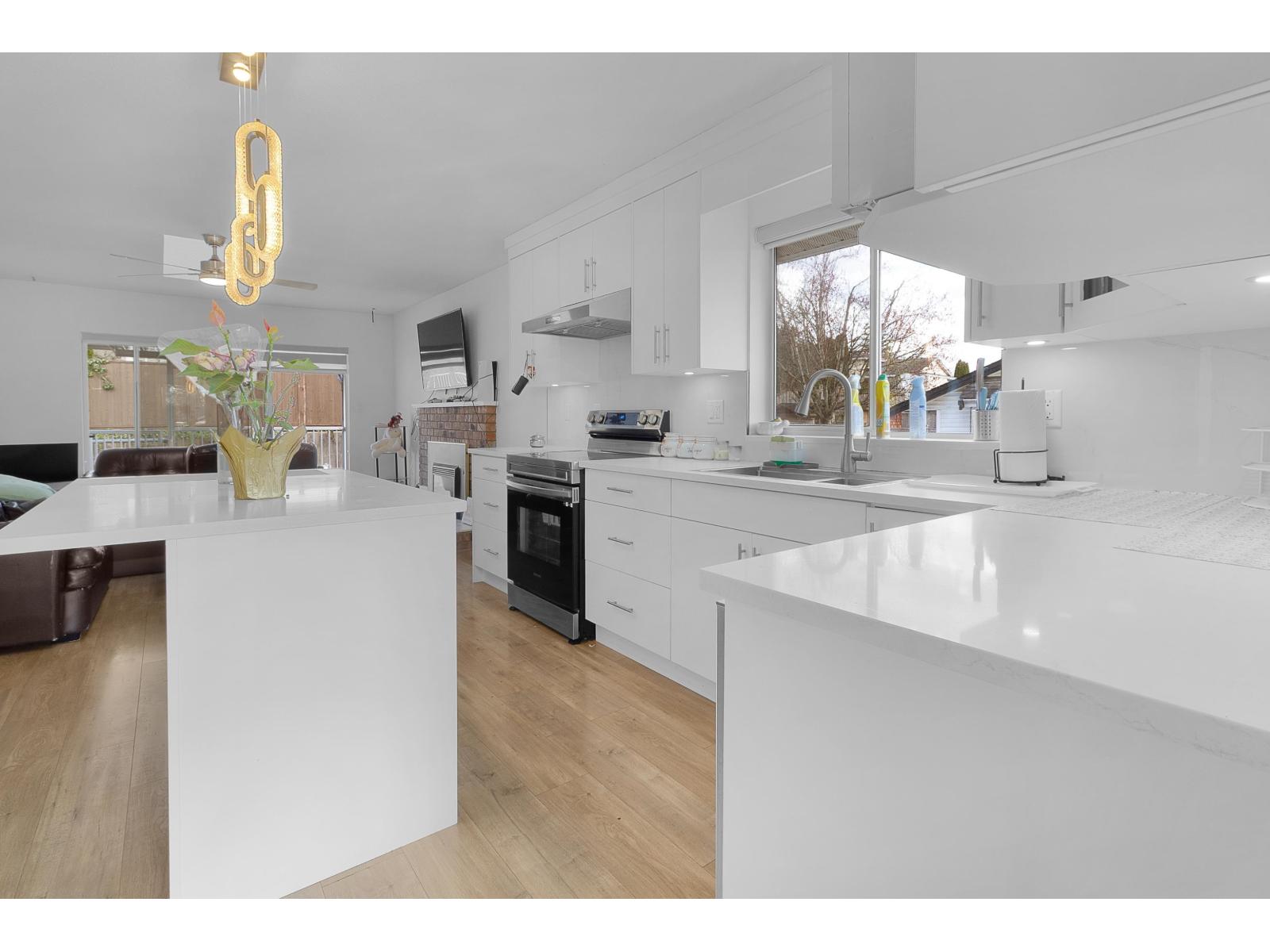 31021 CREEKSIDE DRIVE, Abbotsford