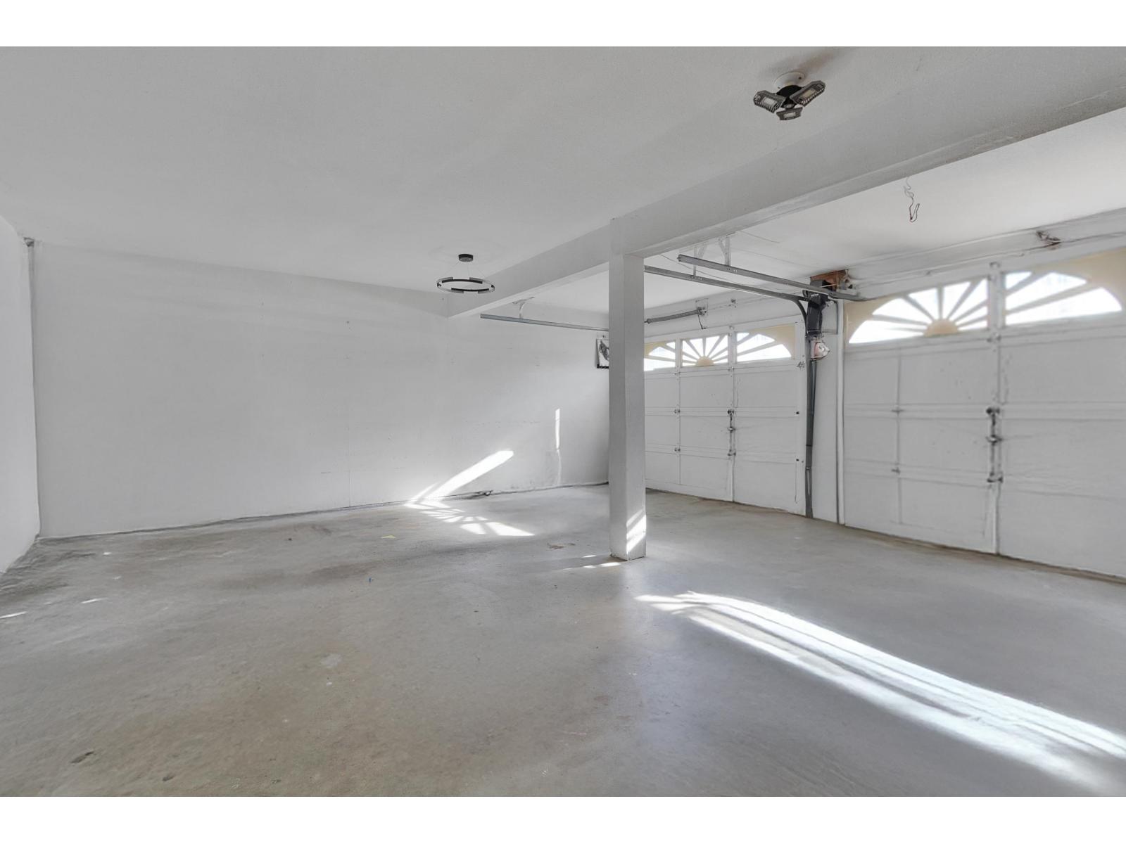 31021 CREEKSIDE DRIVE, Abbotsford