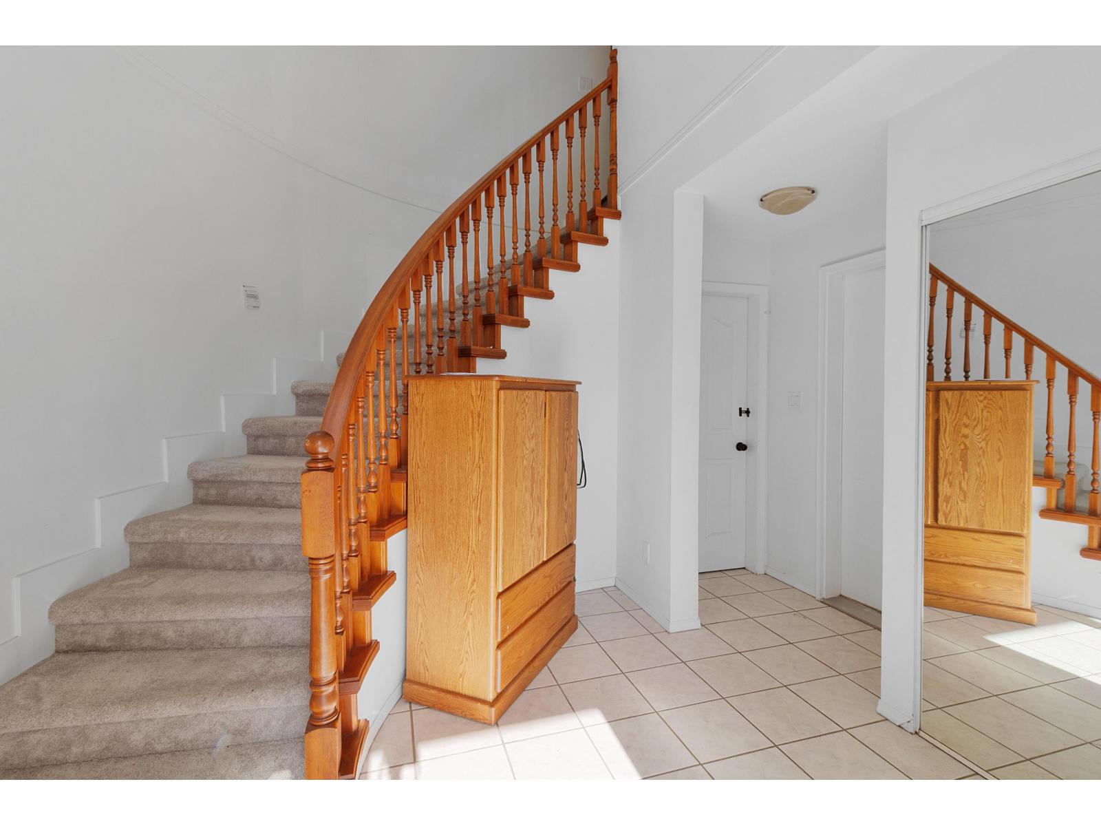 31021 CREEKSIDE DRIVE, Abbotsford