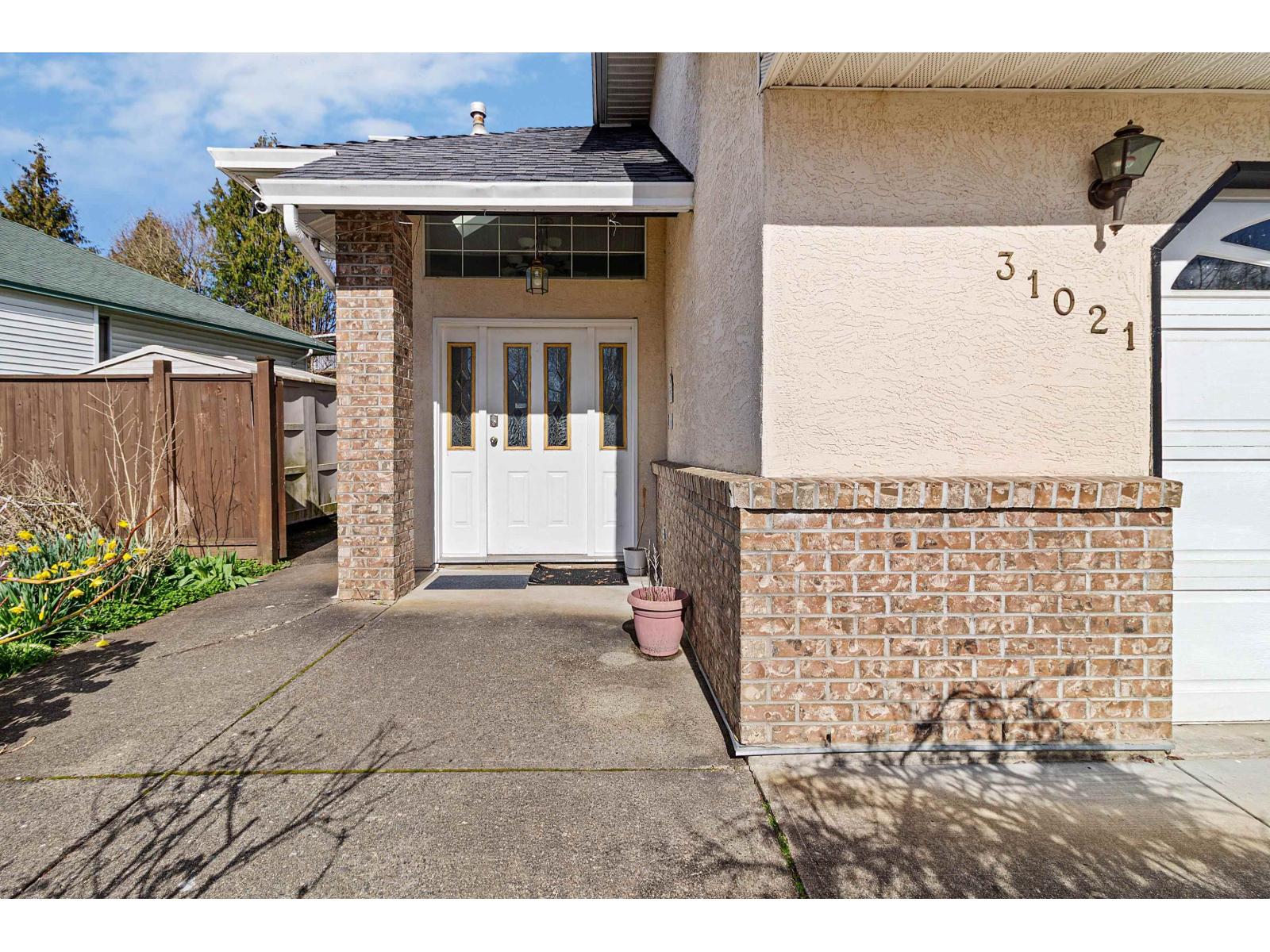 31021 CREEKSIDE DRIVE, Abbotsford