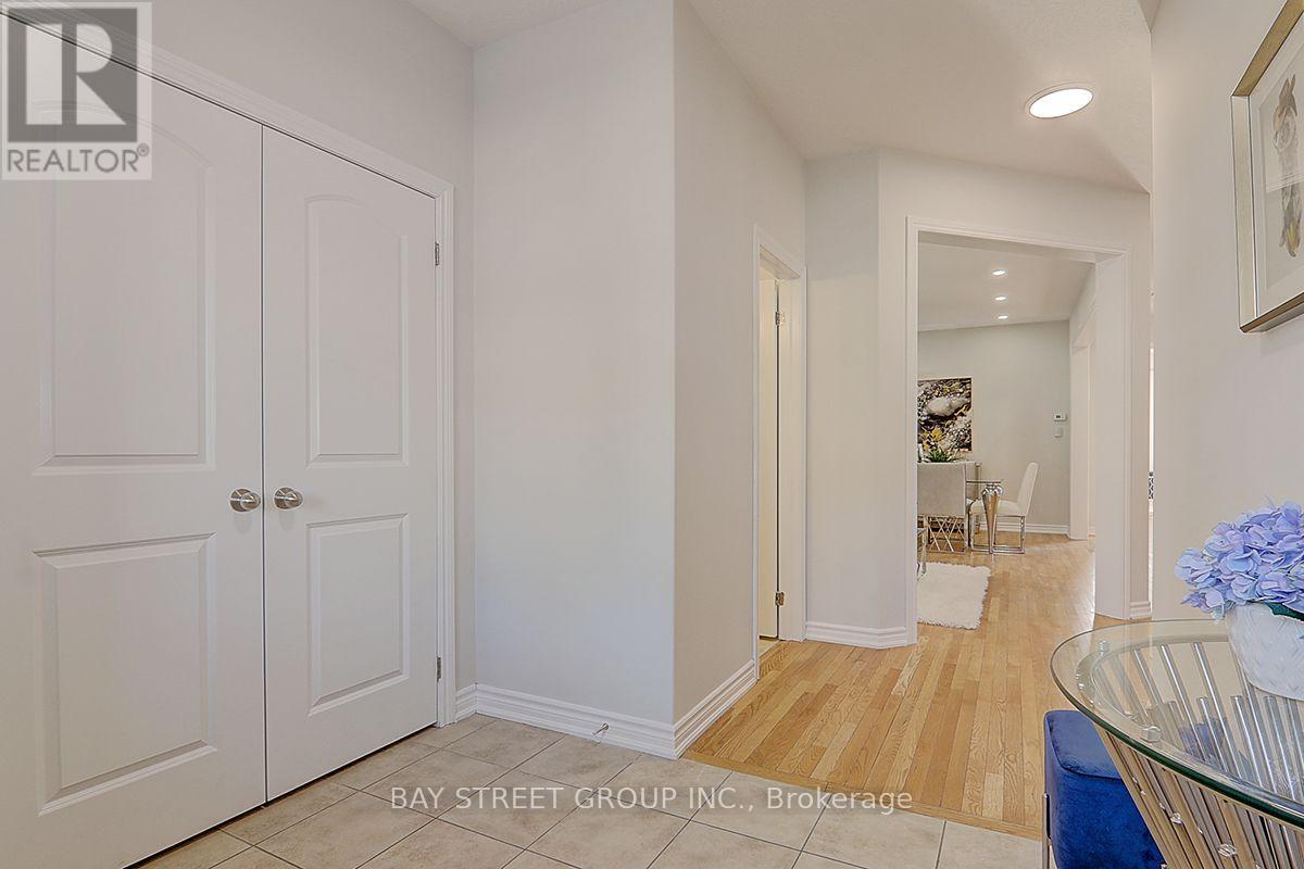 29 BAMBURG STREET N - 3