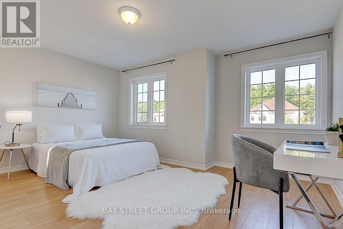 29 BAMBURG STREET N - 34