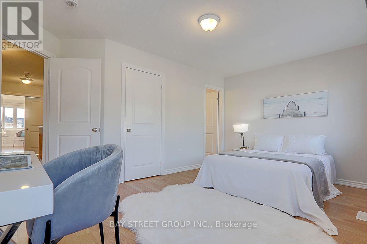 29 BAMBURG STREET N - 36
