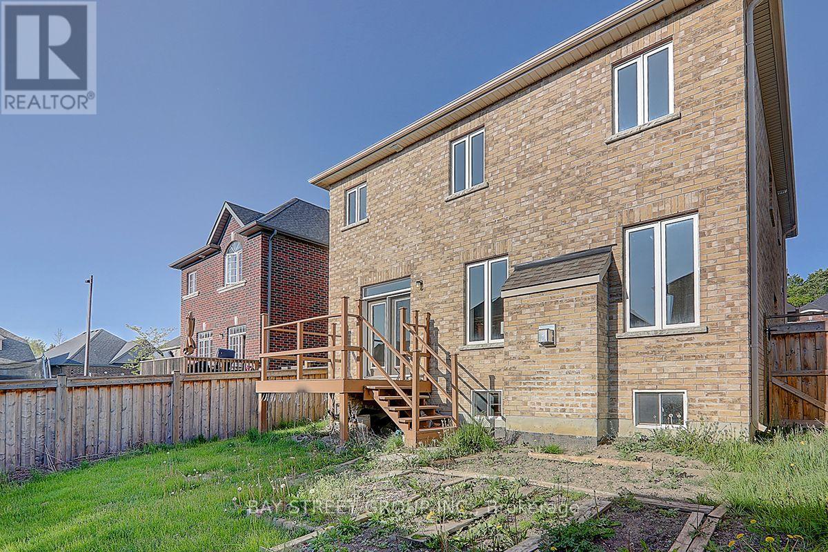 29 BAMBURG STREET N - 38