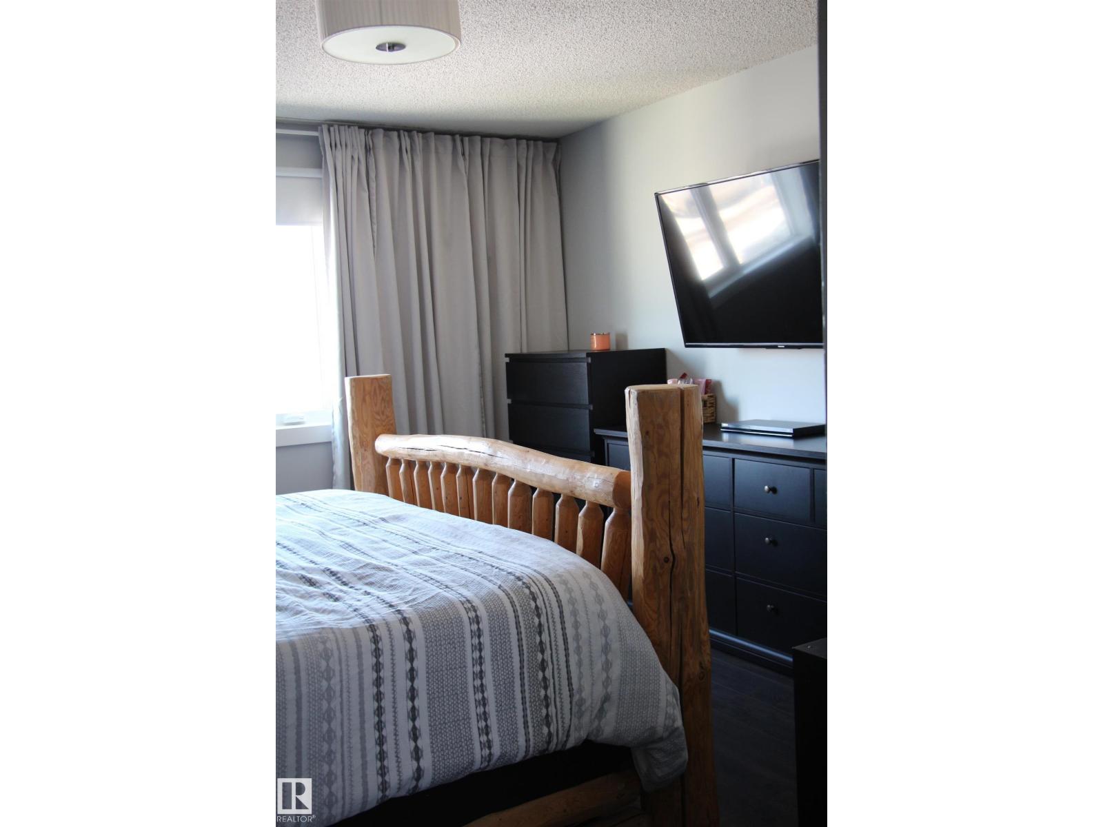 10 WESTMEWS CRES, Fort Saskatchewan