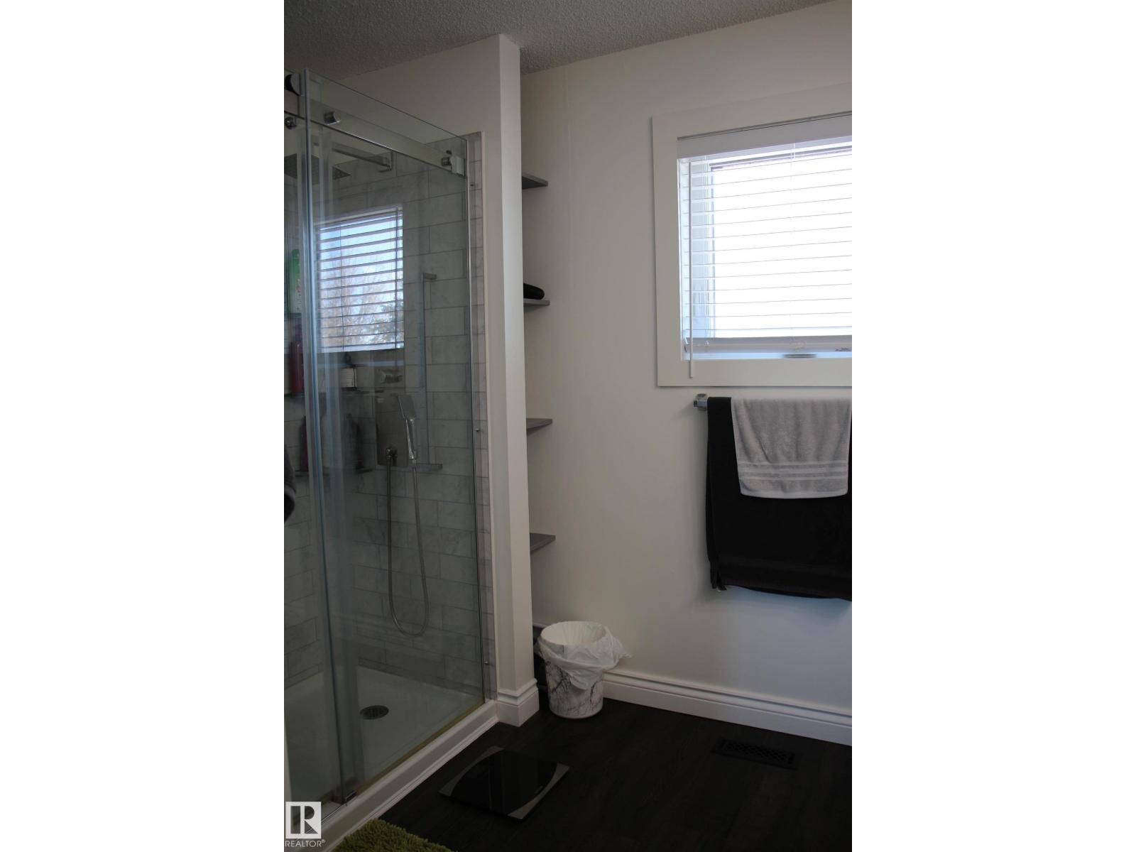 10 WESTMEWS CRES, Fort Saskatchewan