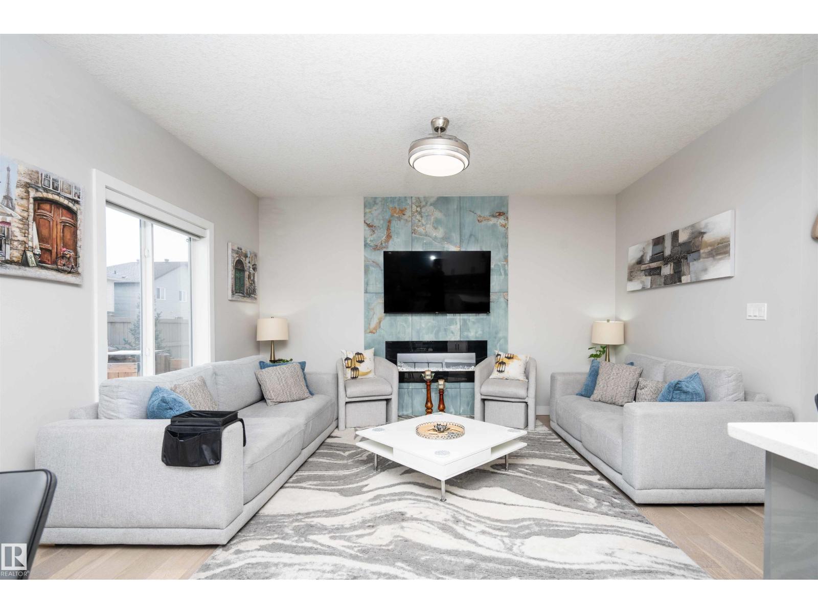 #43 1703 16 AV NW - 9