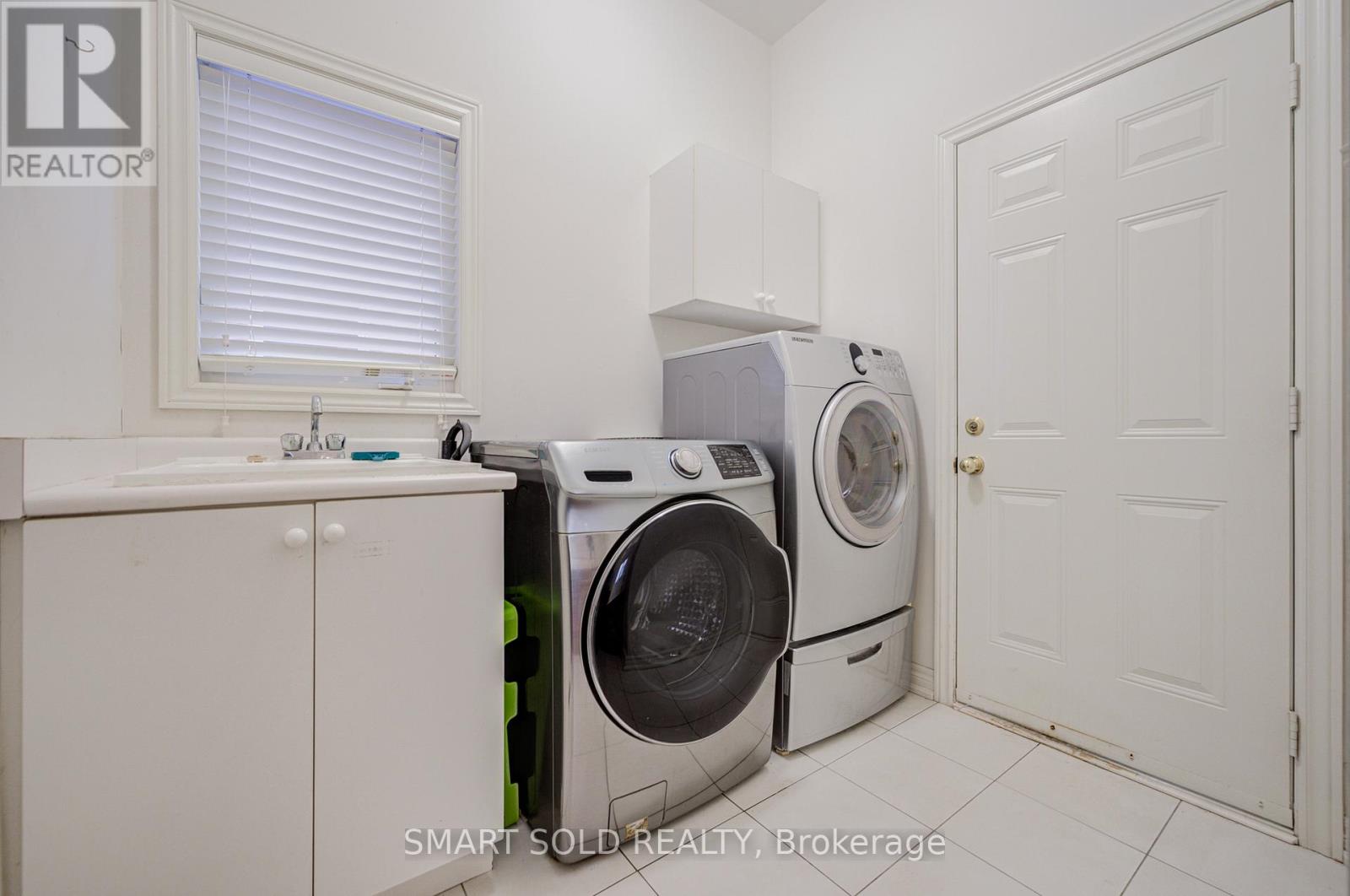 Single Family House for Sale in  GOLDEN ORCHARD ROAD Vaughan (Patterson) 