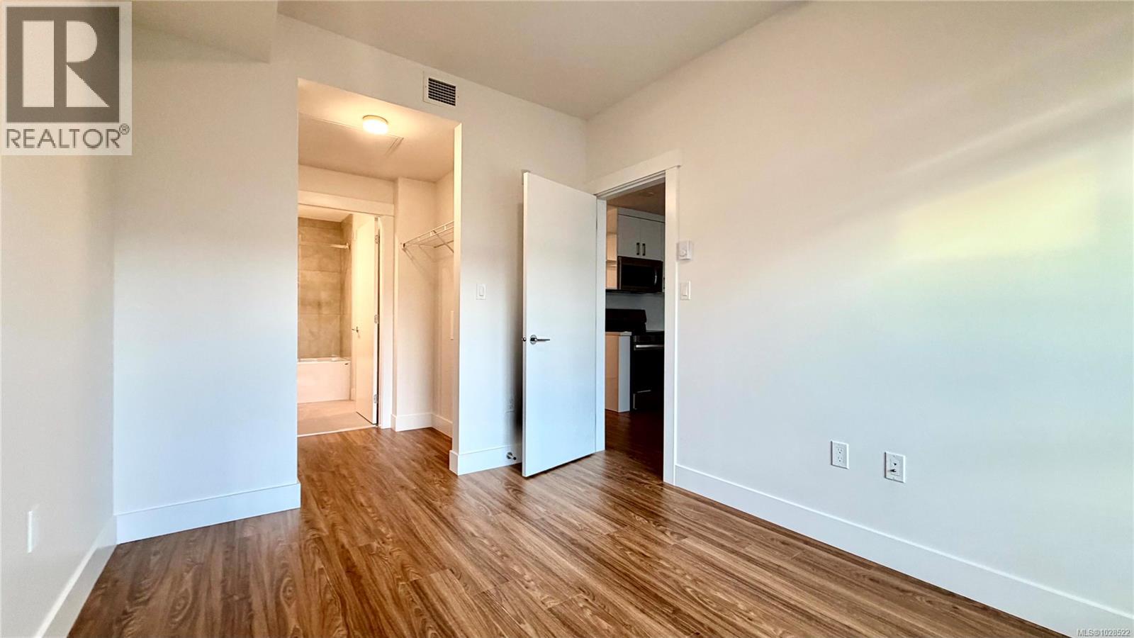 #511 6320 SENTINAL DR - 14