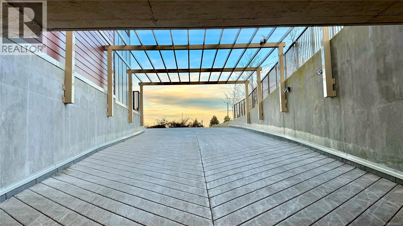 #511 6320 SENTINAL DR - 18