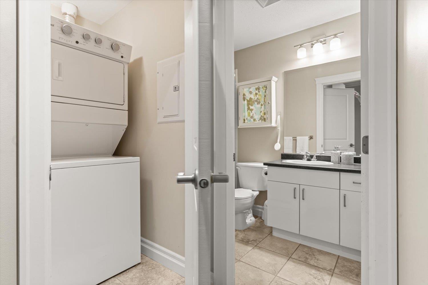 102B 45595 TAMIHI WAY, Garrison Crossing, Chilliwack