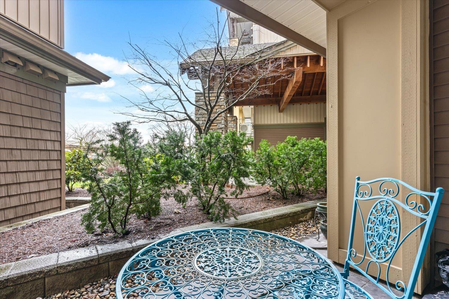 102B 45595 TAMIHI WAY, Garrison Crossing, Chilliwack