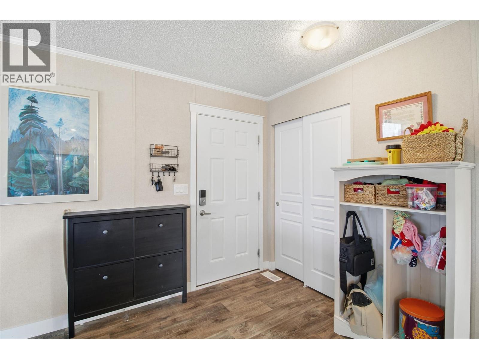 #17 712 SHUSWAP ROAD E - 13