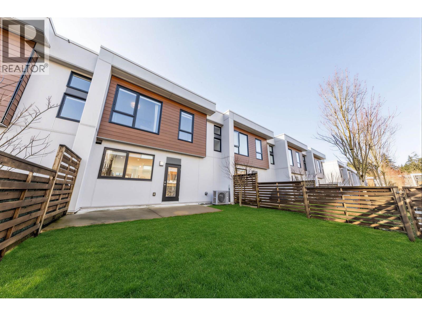 30 3597 MALSUM DRIVE, North Vancouver