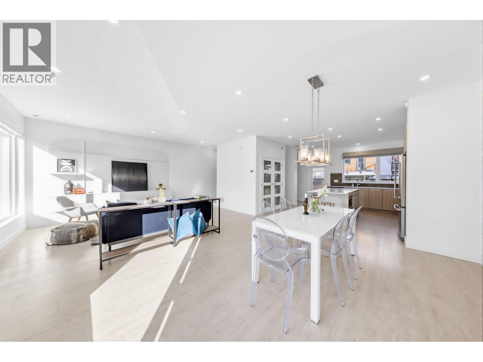 30 3597 MALSUM DRIVE, North Vancouver