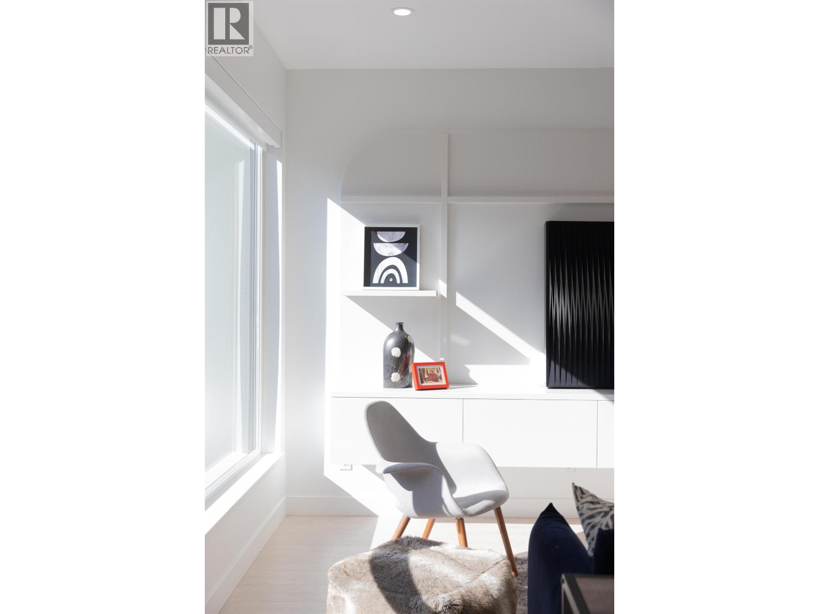 30 3597 MALSUM DRIVE, North Vancouver