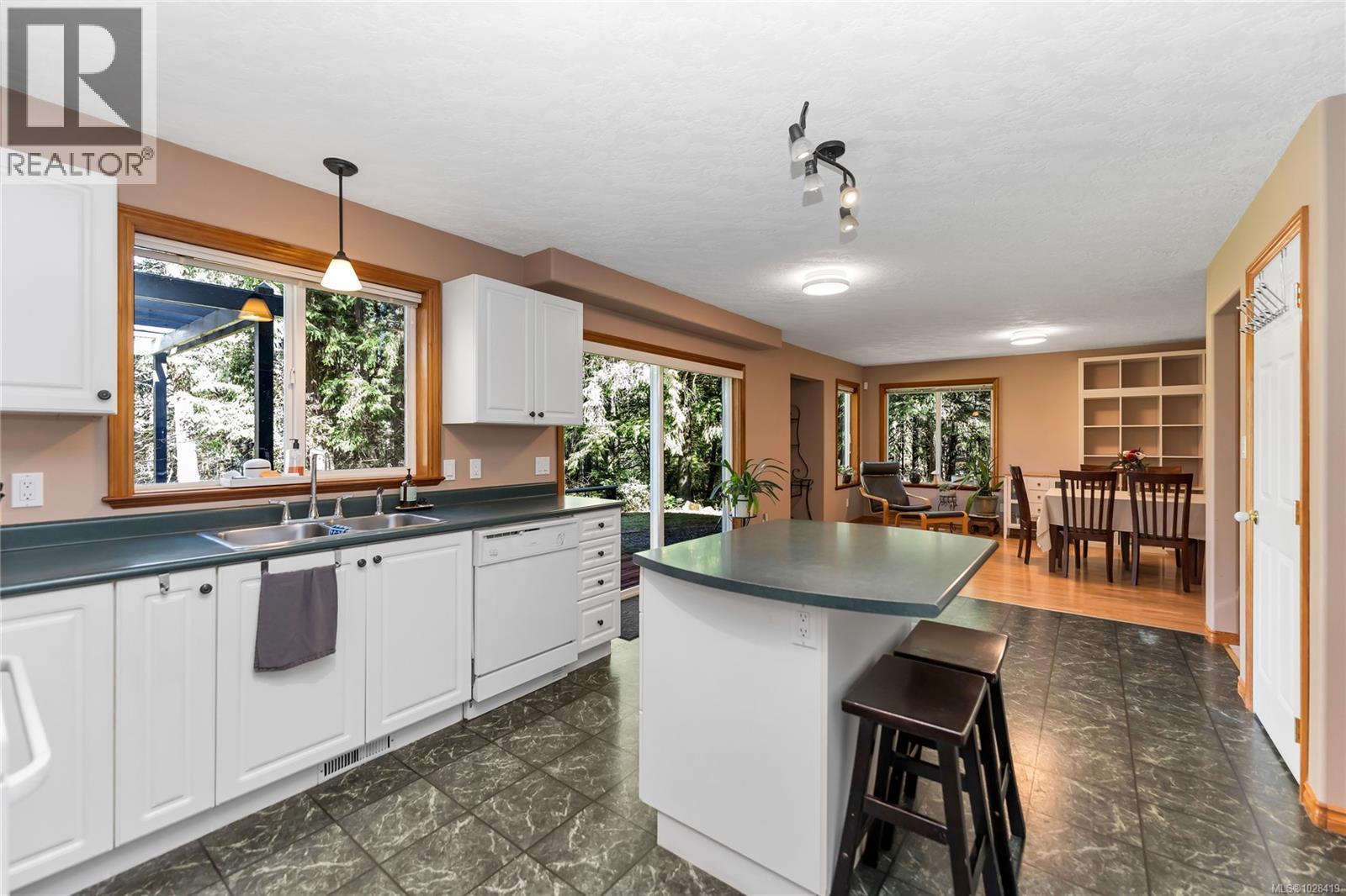  1850 Lakewood Road, Shawnigan Lake