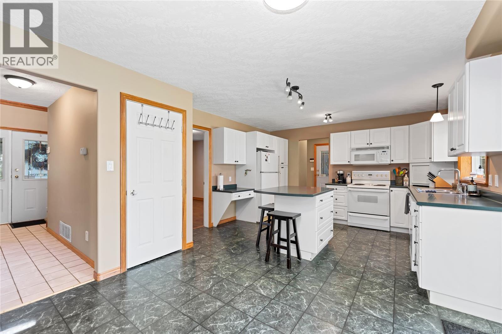  1850 Lakewood Road, Shawnigan Lake