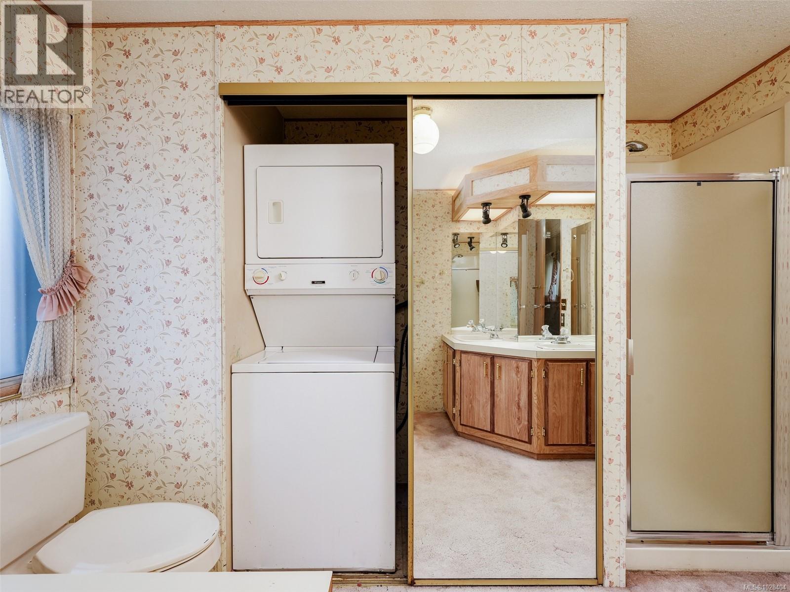 #52 7701 CENTRAL SAANICH RD - 15