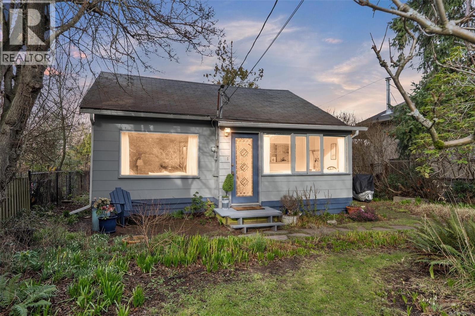 1612 PEMBROKE ST - Image 3