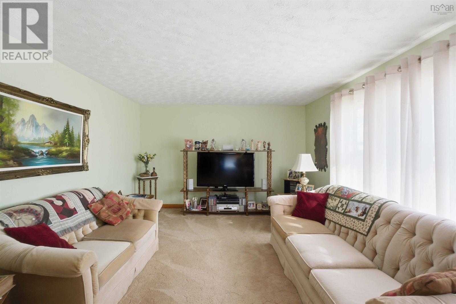 Property 10 of 38 of 1535 Victoria Road