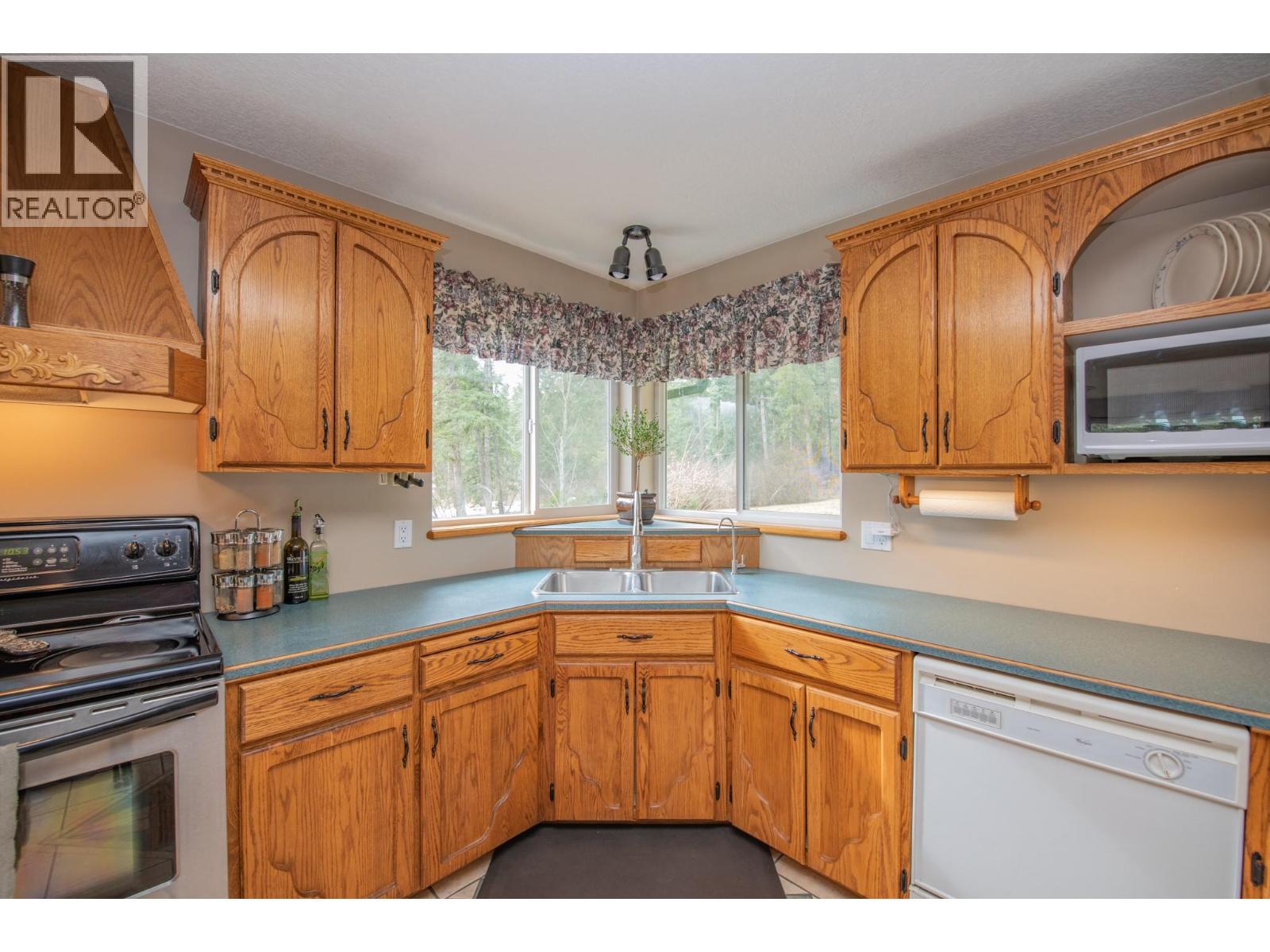 157 Harris Creek Road, Lumby