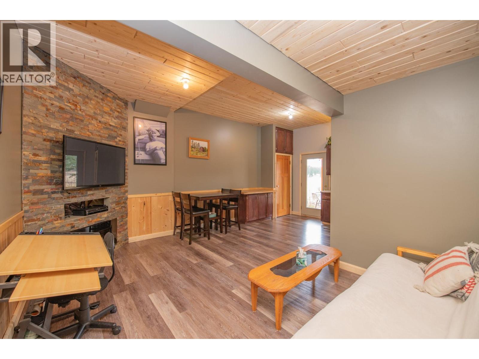 157 Harris Creek Road, Lumby