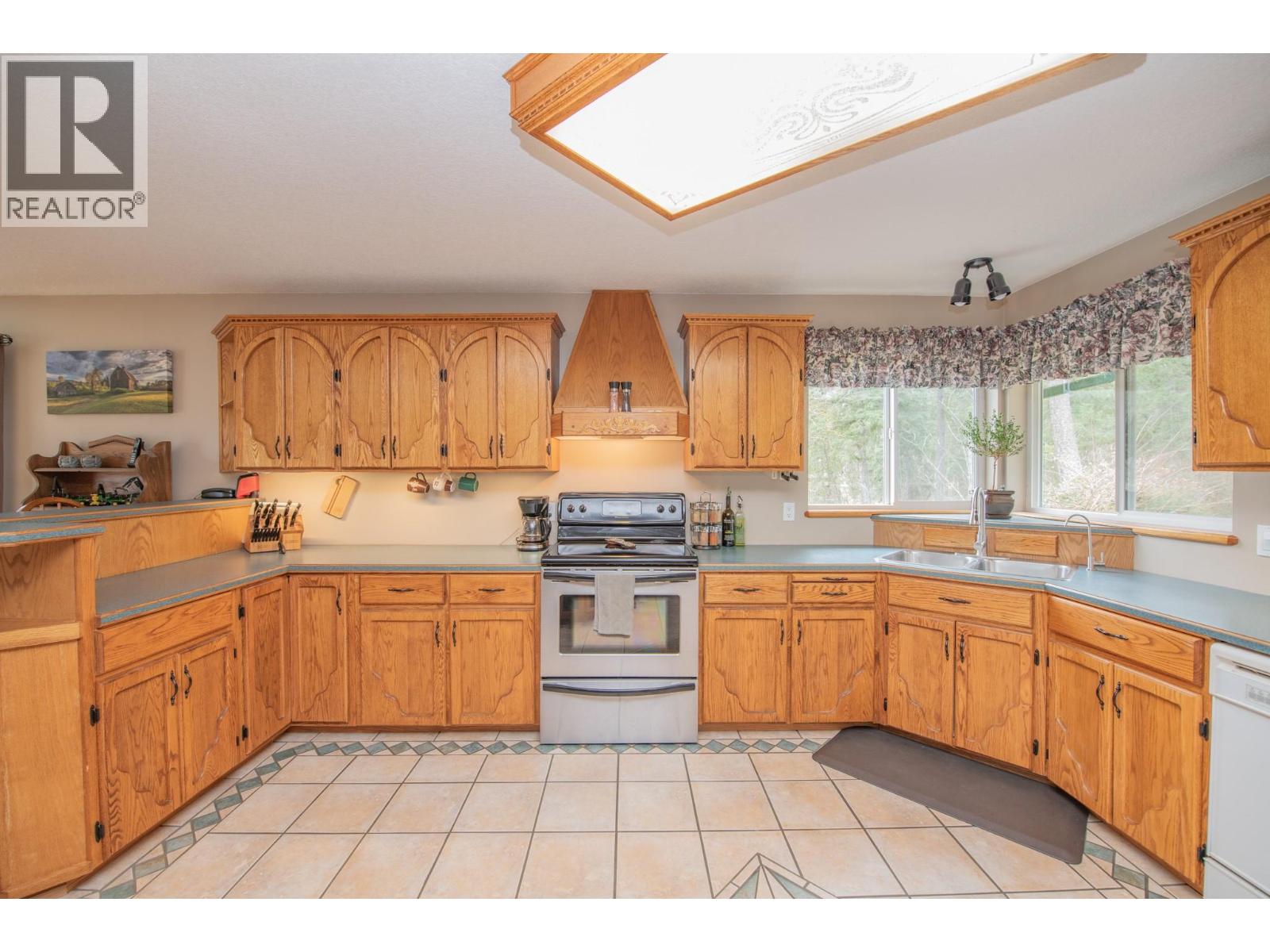 157 Harris Creek Road, Lumby