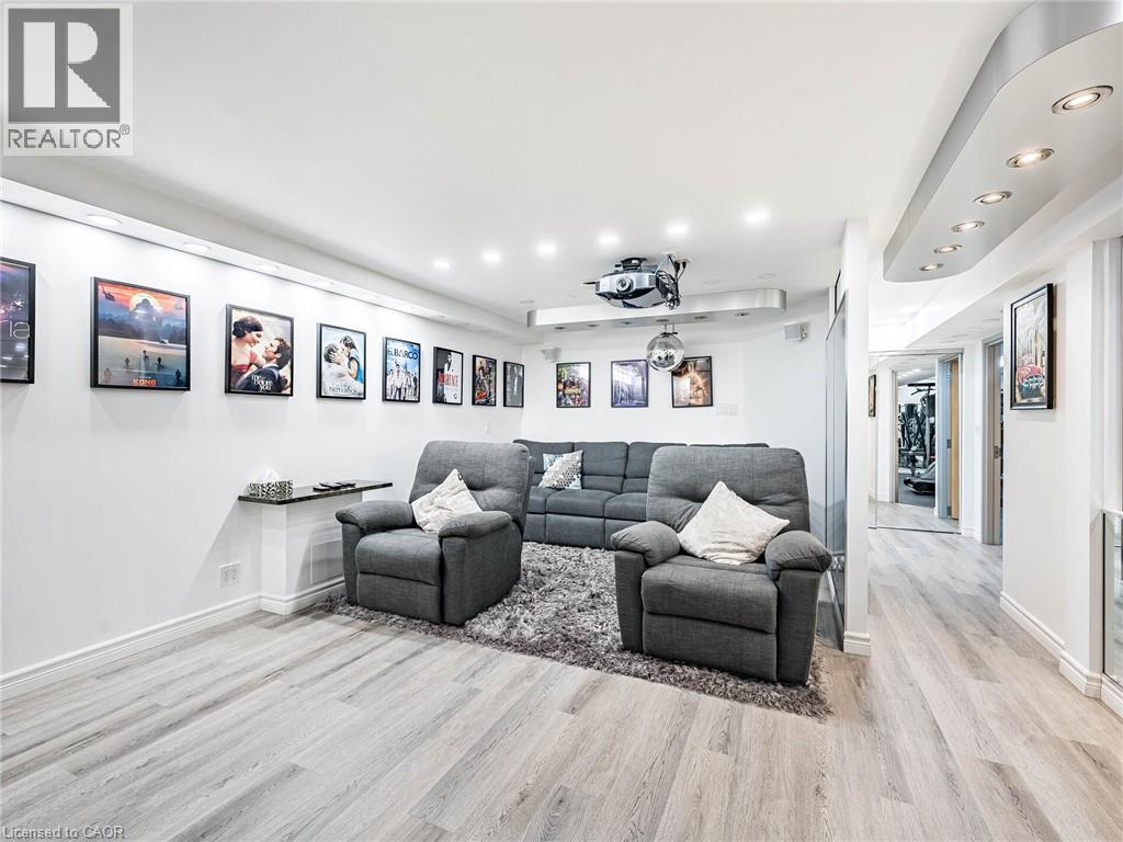 253 GREENWOOD DRIVE - 30