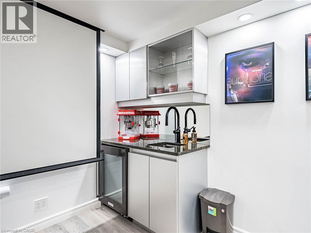 253 GREENWOOD DRIVE - 31