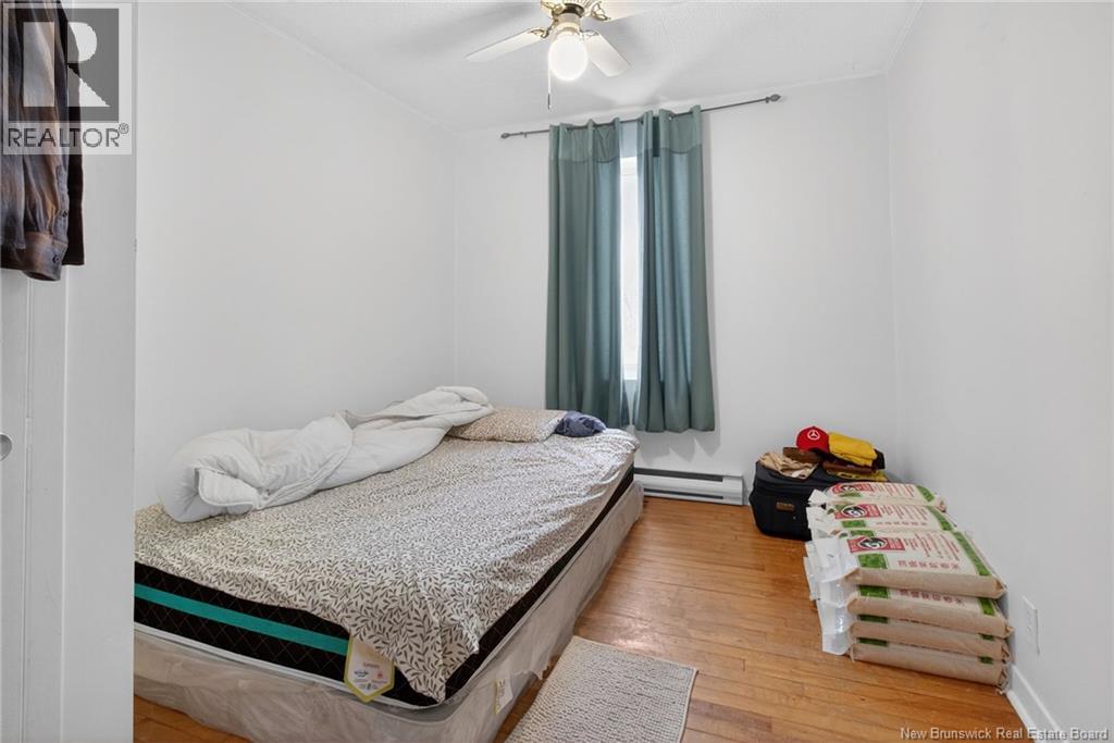 34 LYNWOOD DRIVE - 12