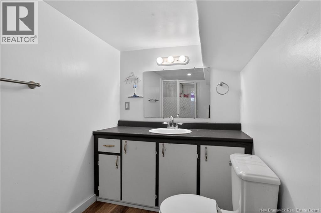 34 LYNWOOD DRIVE - 34