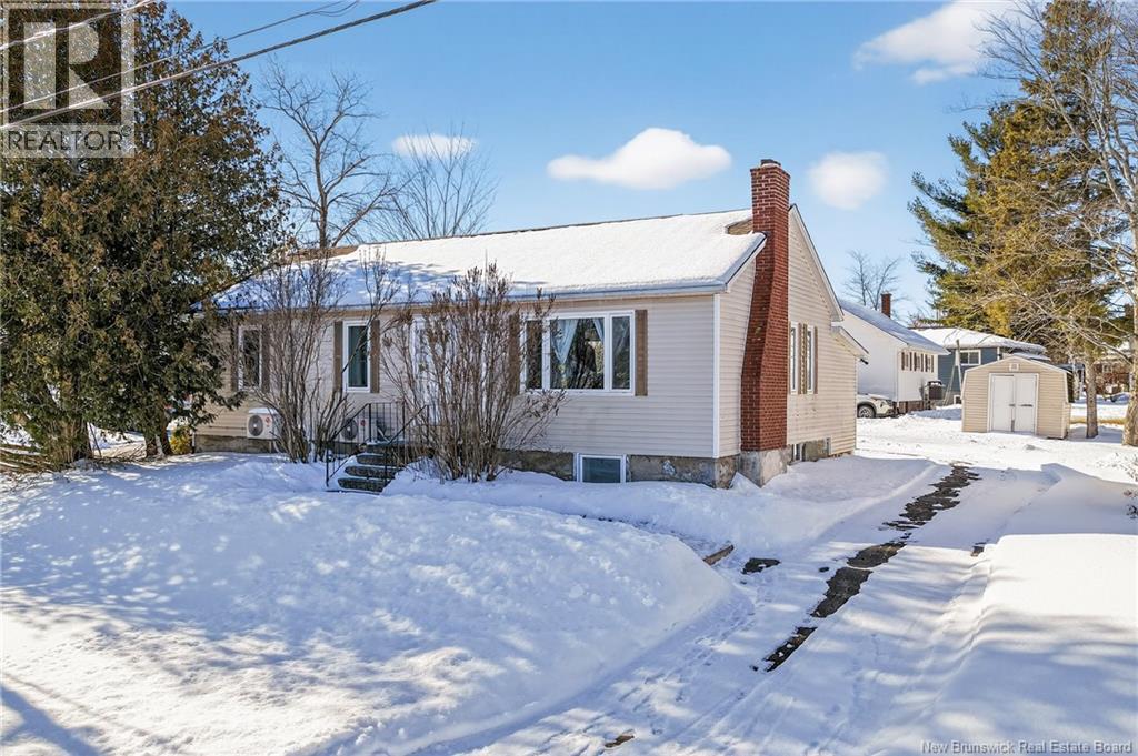 34 LYNWOOD DRIVE - 42