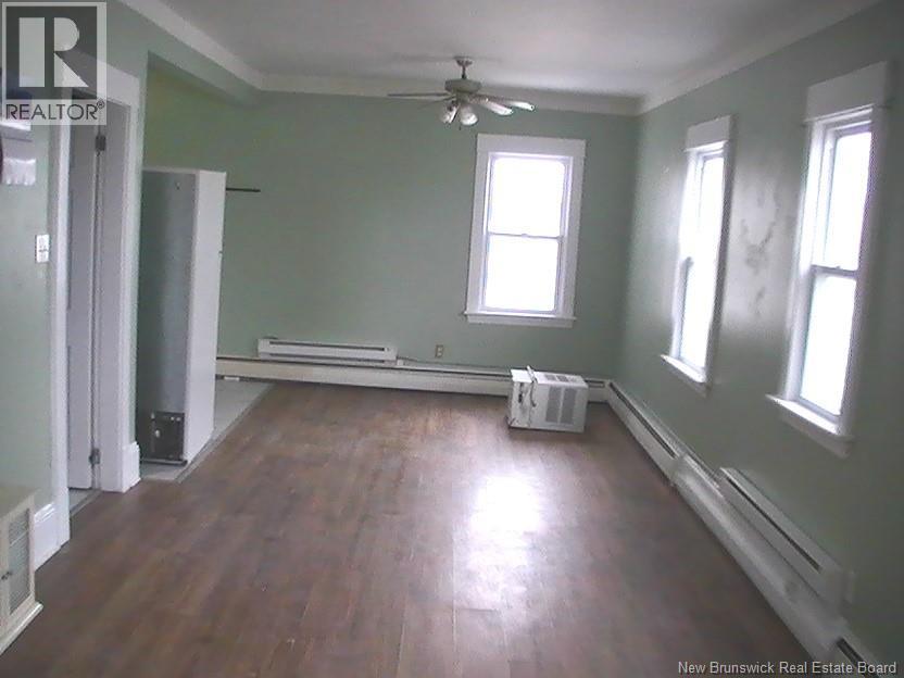 218-220 1/2 BOTSFORD STREET - 11