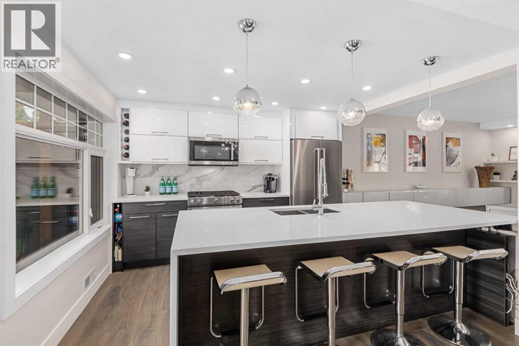 Single Family House for Sale in Upper Level  Kilkenny Road SW Killarney/Glengarry Calgary 