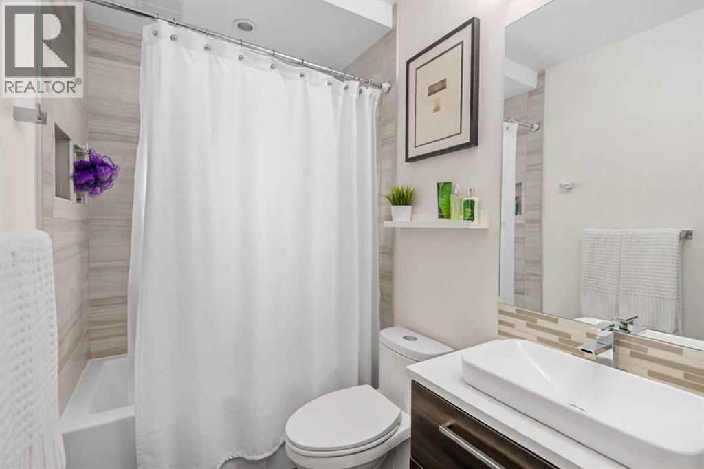 Single Family House for Sale in Upper Level  Kilkenny Road SW Killarney/Glengarry Calgary 