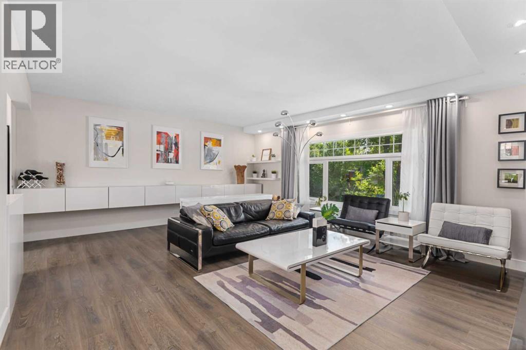 Single Family House for Sale in Upper Level  Kilkenny Road SW Killarney/Glengarry Calgary 