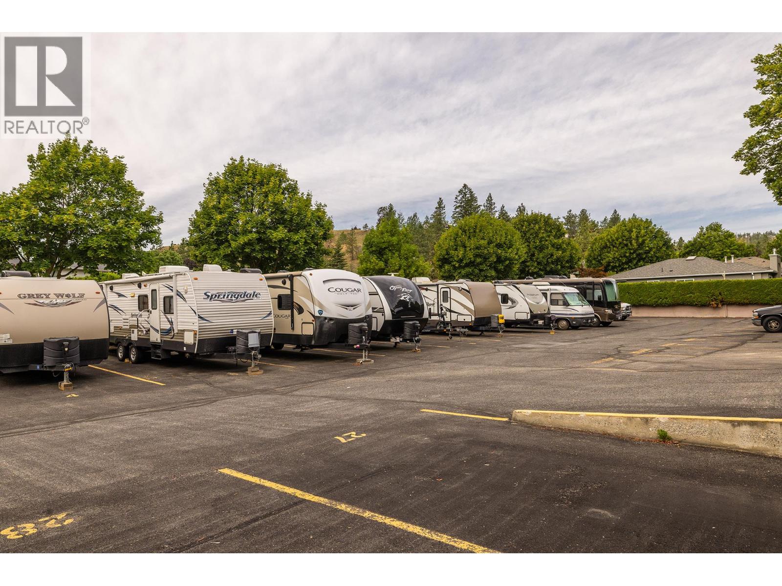 615 GLENMEADOWS Road Unit# 2, Kelowna