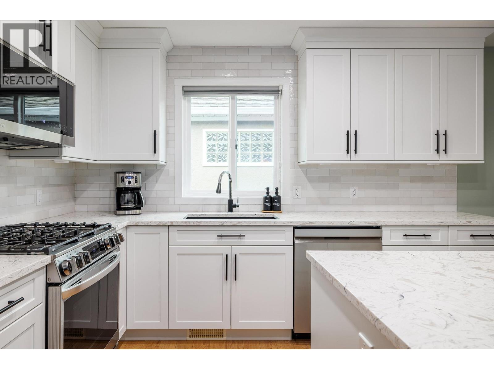 615 GLENMEADOWS Road Unit# 2, Kelowna