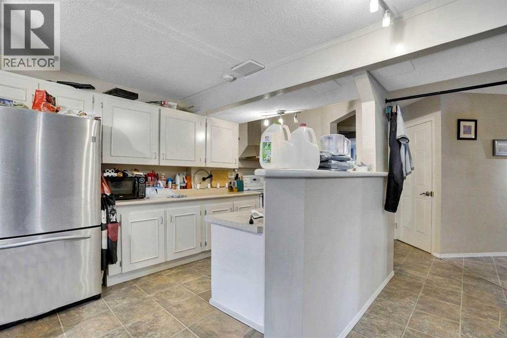 Single Family House Bi-level for Sale in  Citadel Gardens NW Citadel Calgary 