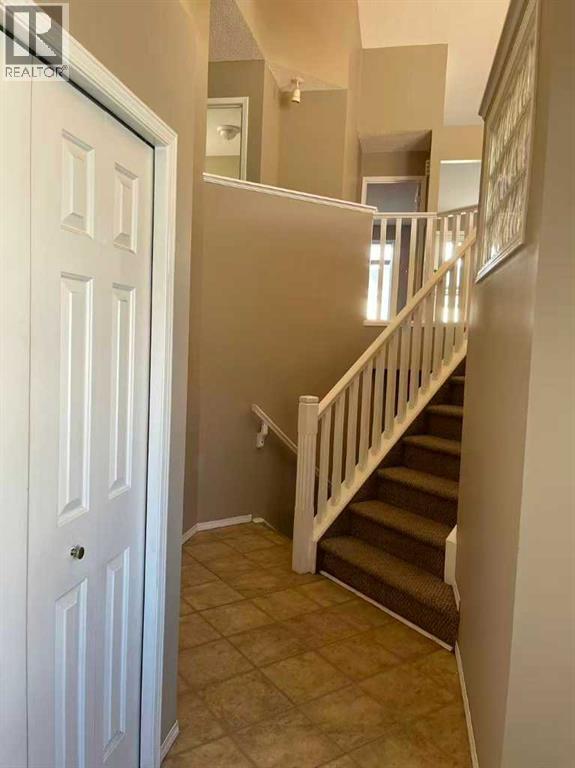 Single Family House Bi-level for Sale in  Citadel Gardens NW Citadel Calgary 