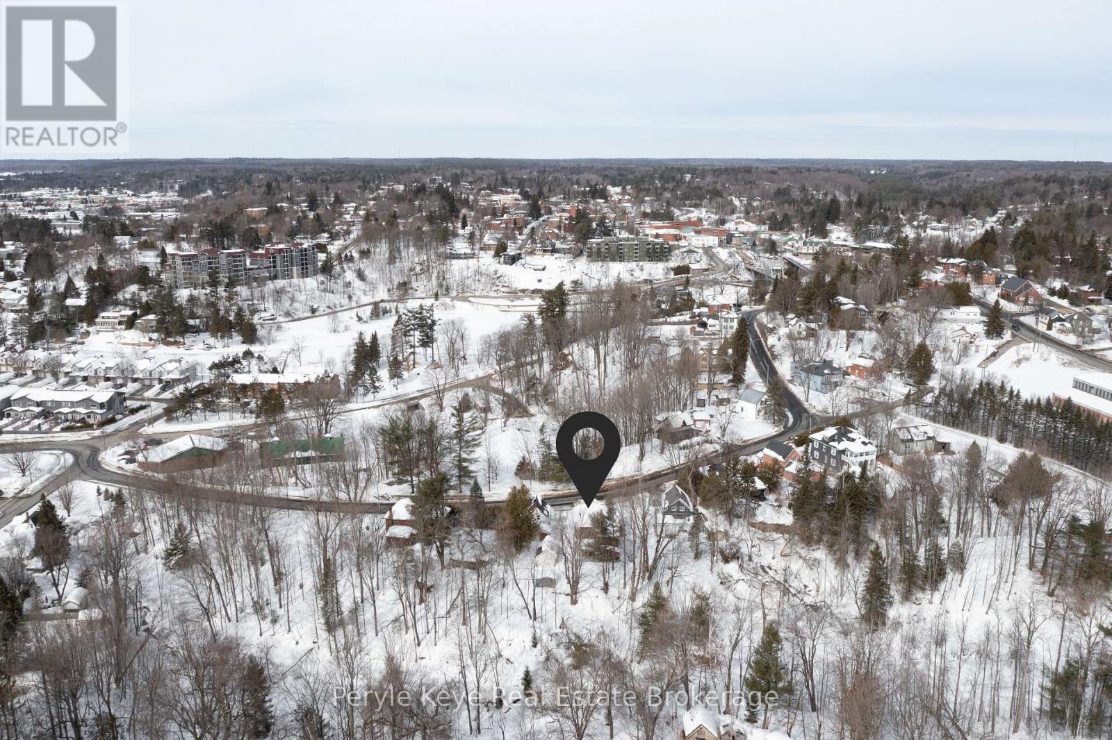 144 SHIER STREET, Bracebridge (Macaulay), Ontario