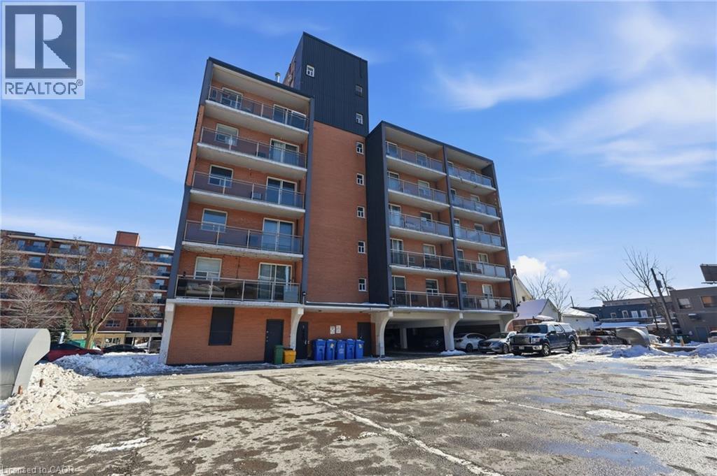 #505 30 SUMMIT AVENUE - 3