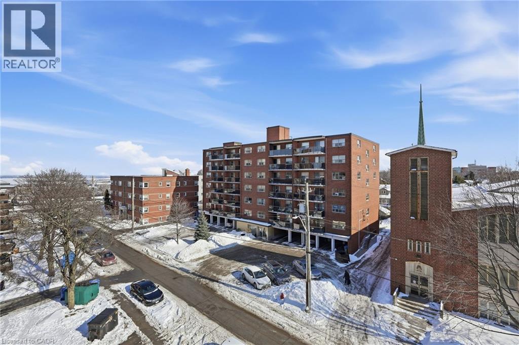#505 30 SUMMIT AVENUE - 23