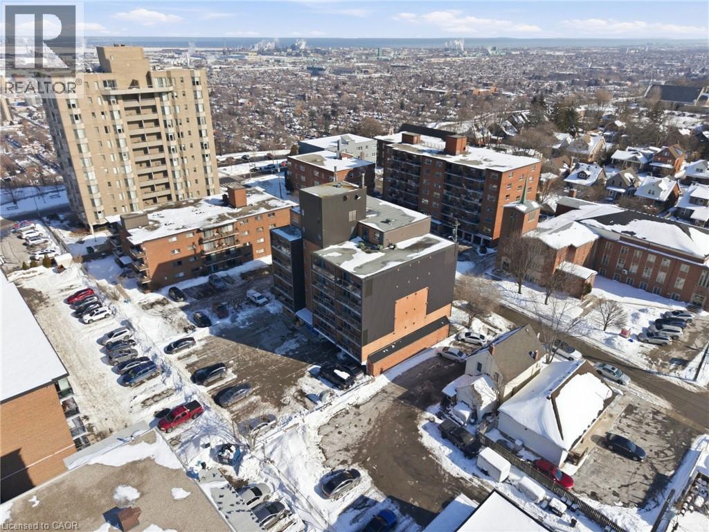 #505 30 SUMMIT AVENUE - 26
