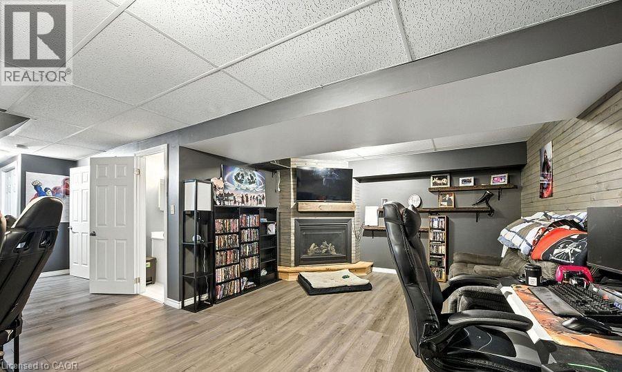 1030 PEARSON Drive, Woodstock, Ontario, N4S8V1 — Photo 5